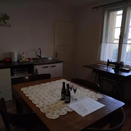 Rodinny Dom Cavern - Rajec, 7 Km Od Rajeckych Teplic 펜션