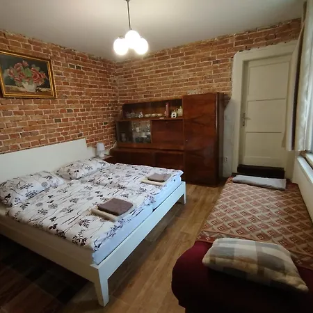 Rodinný Dom Cavern - Rajec, 7 Km Od Rajeckých Teplíc *