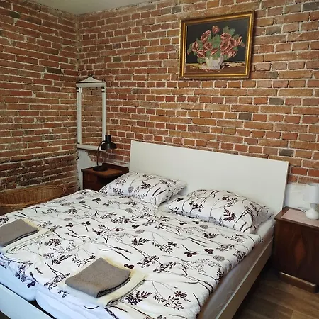 Rodinný Dom Cavern - Rajec, 7 Km Od Rajeckých Teplíc Rajec